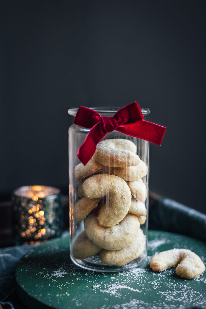 Vanille Tonka Kipferl, Lisa Nieschlag, Food Fotografie Münster, Weihnachtsbäckerei